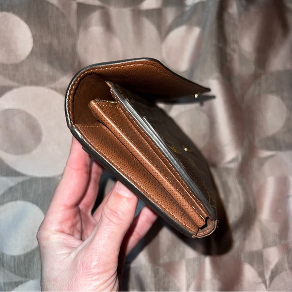 LOUIS VUITTON MONOGRAM SARAH LONG WALLET CLUTCH - Picture 3 of 16